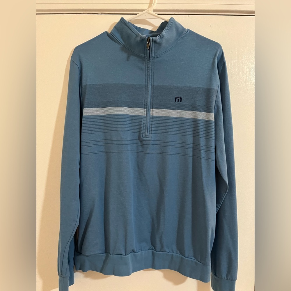 Travis Matthew 1/4 Zip, Size Medium - image 1